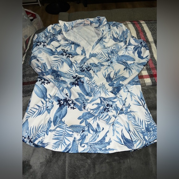 Tommy Bahama 1/4 Zip - Picture 1 of 3